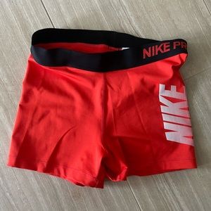 Red Nike pros